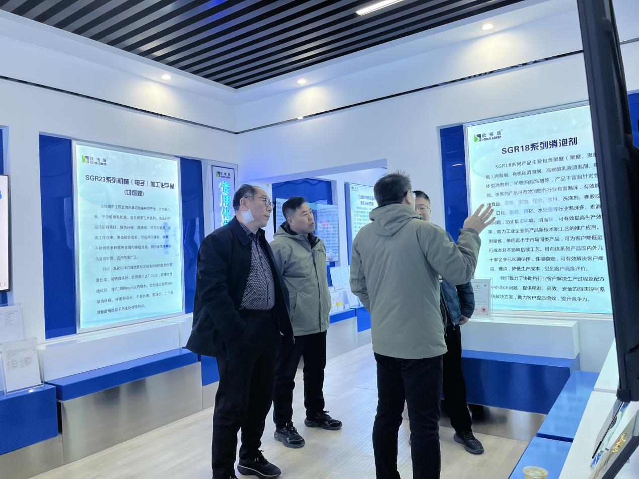 青科2.jpg 青科2.jpg