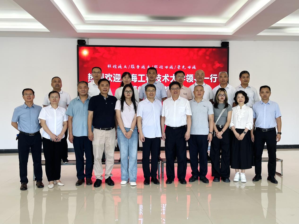 �Ϻ����̼��g(sh��)��W(xu��)У�ѕ�(hu��)ɽ�|�֕�(hu��)��һ������(hu��)����Ε�(hu��)�h��������������_