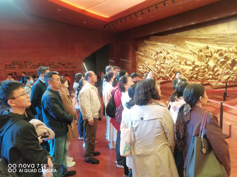 ���мtɫ�������s�m(x��)�������� ����������˾�h֧�������ݡ��_(t��i)���f�_(k��i)չ�tɫ���}�����W(xu��)��(x��)���(d��ng)